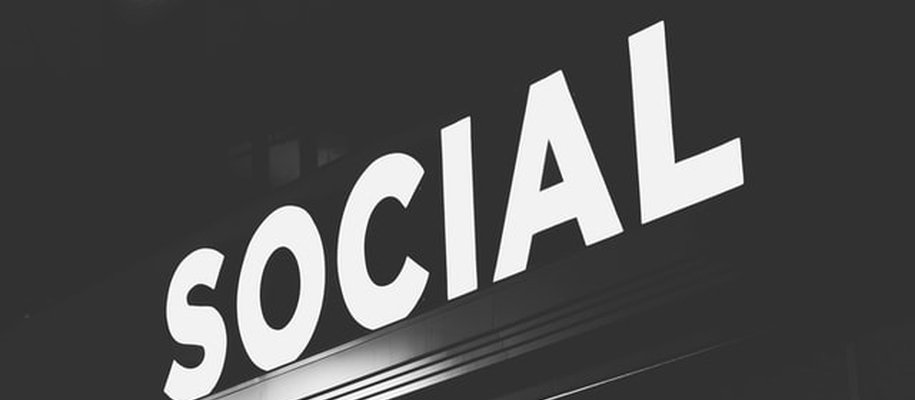 How to use social proof to influence users & make money